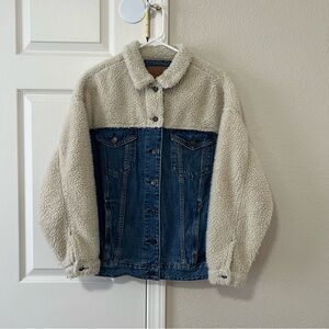 American Eagle Sherpa Denim Jacket Size Small